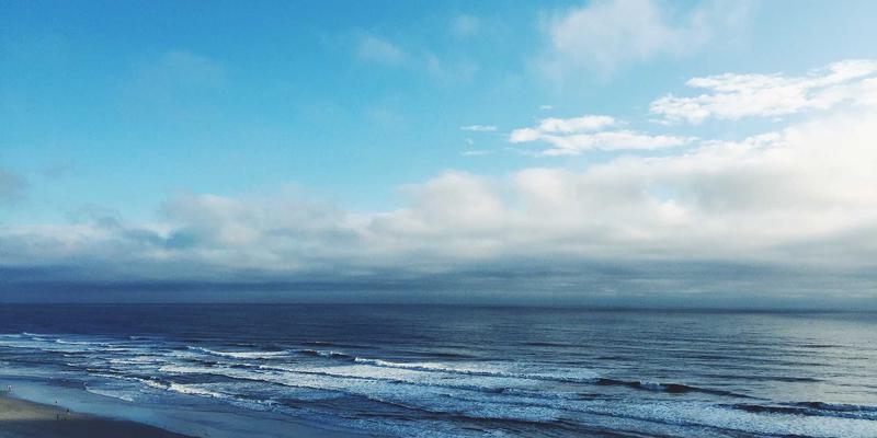 从近海防御到远洋存在：中国海军航母战斗群实战化训练的军事分析与历史演进