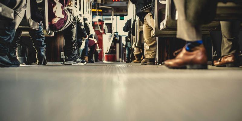 军事新闻应用：从装备解析到战略分析，如何深度理解国家安全动态