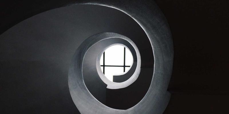 北极航道军事化部署对全球战略平衡的冲击分析