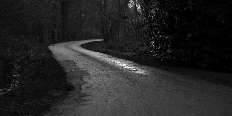 国家安全新支柱：从军事历史看下一代隐身轰炸机的技术突破与未来空基战略威慑形态